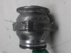 Gebruikte Luchtregelklep Audi Q5 (8RB) 3.0 TDI V6 24V Quattro Prijs € 185,00 Margeregeling aangeboden door Autobedrijf G.H. Wessel B.V.