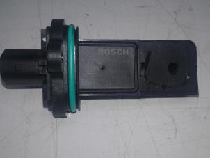 Begagnade Luftflödesmätare Opel Zafira Tourer (P12) 2.0 CDTI 16V 170 Ecotec Pris € 100,00 Marginaltabell erbjuds av Autobedrijf G.H. Wessel B.V.