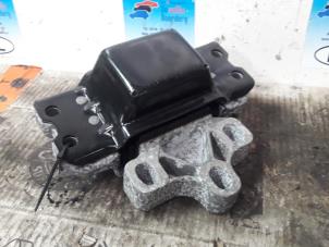 Gebruikte Motorrubber Seat Leon (1P1) 2.0 TDI 16V FR Prijs € 15,00 Margeregeling aangeboden door De Witte Boerderij AutoMotive