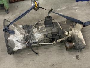 Gebruikte Versnellingsbak Jeep Cherokee/Liberty (KJ) 2.5 CRD 16V Prijs € 550,00 Margeregeling aangeboden door De Witte Boerderij AutoMotive