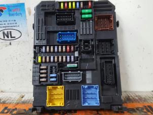 Gebruikte Computer Body Control Citroen C4 Cactus (0B/0P) Prijs € 175,00 Margeregeling aangeboden door De Witte Boerderij AutoMotive