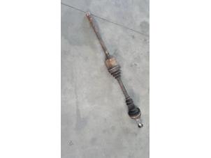 Gebruikte Aandrijfas rechts-voor Peugeot J5 (280P) 2.5 D Prijs € 125,00 Margeregeling aangeboden door De Witte Boerderij AutoMotive