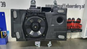 Gebruikte Subwoofer Landrover Evoque Prijs € 75,00 Margeregeling aangeboden door De Witte Boerderij AutoMotive