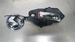 Gebruikte Portiergreep 2Deurs links Fiat 500 Prijs € 15,00 Margeregeling aangeboden door De Witte Boerderij AutoMotive