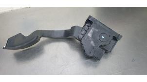 Używane Czujnik polozenia pedalu gazu Fiat Punto Evo (199) 1.3 JTD Multijet 85 16V Euro 5 Cena € 10,00 Procedura marży oferowane przez De Witte Boerderij AutoMotive