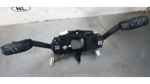 Gebruikte Combischakelaar Stuurkolom Seat Leon ST (5FF) 1.6 TDI Ecomotive 16V Prijs € 45,00 Margeregeling aangeboden door De Witte Boerderij AutoMotive