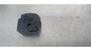 Gebruikte Tankklep Vergrendelingsmotor Mercedes C Estate (S204) 1.6 C-180K 16V BlueEfficiency Prijs € 15,00 Margeregeling aangeboden door De Witte Boerderij AutoMotive