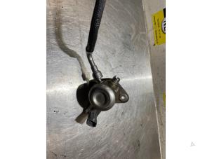 Gebruikte Hogedrukpomp Ford Fiesta 6 (JA8) 1.0 EcoBoost 12V 100 Prijs € 75,00 Margeregeling aangeboden door De Witte Boerderij AutoMotive