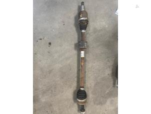 Gebruikte Aandrijfas rechts-voor Fiat Panda/Pandina (312) 0.9 TwinAir Turbo 85 Prijs € 45,00 Margeregeling aangeboden door De Witte Boerderij AutoMotive