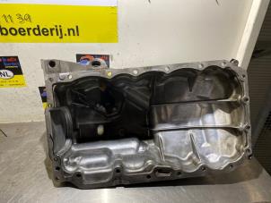 Begagnade Oljetråg BMW 4 serie (F33) 420d 2.0 16V Pris € 40,00 Marginaltabell erbjuds av De Witte Boerderij AutoMotive