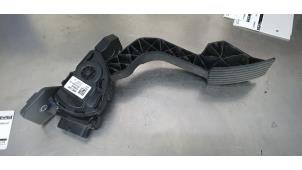 Begagnade Gaspedalsensor Mitsubishi Space Star (A0) 1.0 12V Pris € 10,00 Marginaltabell erbjuds av De Witte Boerderij AutoMotive