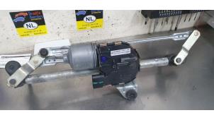 Gebruikte Ruitenwismotor + Mechaniek Seat Leon (5FB) 1.8 TSI Ecomotive 16V Prijs € 25,00 Margeregeling aangeboden door De Witte Boerderij AutoMotive