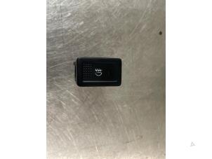 Begagnade Dimljusbrytare Suzuki Swift (ZA/ZC/ZD) 1.6 Sport VVT 16V Pris € 10,00 Marginaltabell erbjuds av De Witte Boerderij AutoMotive