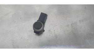 Gebruikte PDC Sensor Peugeot Partner (GC/GF/GG/GJ/GK) 1.6 BlueHDI 75 Prijs € 15,00 Margeregeling aangeboden door De Witte Boerderij AutoMotive