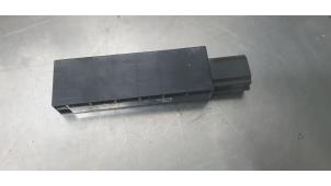 Gebruikte Antenne Volkswagen Polo VI (AW1) 1.0 TSI 12V Prijs € 15,00 Margeregeling aangeboden door De Witte Boerderij AutoMotive