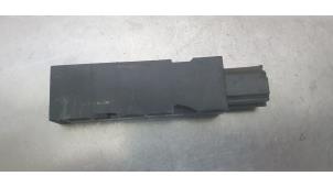 Gebruikte Antenne Volkswagen Tiguan (5N1/2) 2.0 TSI 16V 4Motion Prijs € 10,00 Margeregeling aangeboden door De Witte Boerderij AutoMotive