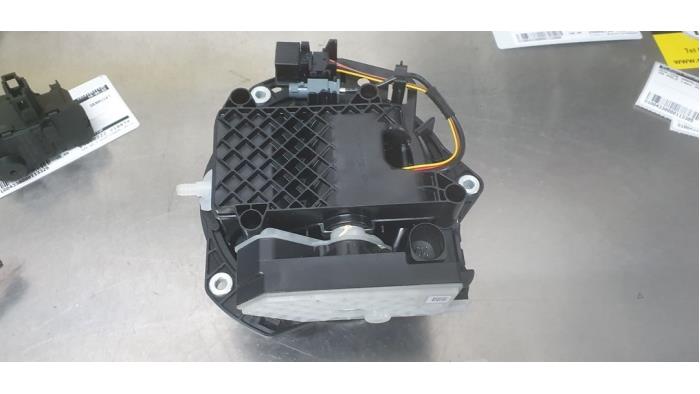 Backkamera från en Volkswagen Polo VI (AW1) 1.0 TSI 12V 2024