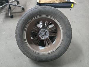 Begagnade Hjul + däck Hyundai iX35 (LM) 1.6 GDI 16V Pris € 125,00 Marginaltabell erbjuds av De Witte Boerderij AutoMotive