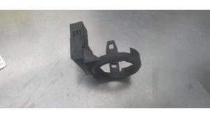 Begagnade Startspärr Ford Focus 3 1.0 Ti-VCT EcoBoost 12V 100 Pris € 15,00 Marginaltabell erbjuds av De Witte Boerderij AutoMotive