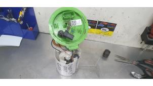 Begagnade Elektrisk bränslepump Volkswagen Golf VII (AUA) 1.4 GTE 16V Pris € 25,00 Marginaltabell erbjuds av De Witte Boerderij AutoMotive