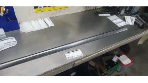 Begagnade Gummi, fönster Mercedes A (W176) 1.5 A-180 CDI, A-180d 16V Pris € 20,00 Marginaltabell erbjuds av De Witte Boerderij AutoMotive