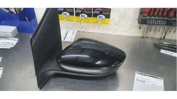 Skärmspegel, vänster från en Volkswagen Up! (121) 1.0 12V 60 2014