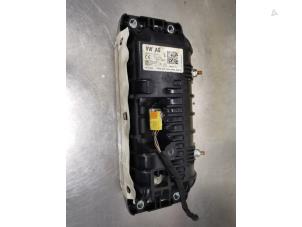 Begagnade Höger airbag (instrumentbräda) Volkswagen Golf VIII Variant (GC5) 1.0 TSI 12V Pris € 150,00 Marginaltabell erbjuds av De Witte Boerderij AutoMotive