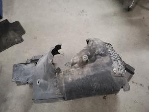 Gebruikte Modderkuip Mercedes C Estate AMG (S205) C-63 S,Edition 1 AMG 4.0 V8 Biturbo Prijs € 125,00 Margeregeling aangeboden door De Witte Boerderij AutoMotive