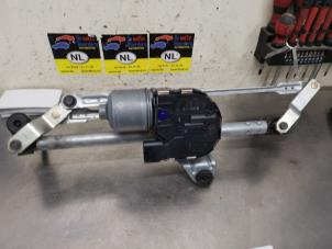 Gebruikte Ruitenwismotor + Mechaniek Seat Leon ST (5FF) 1.2 TSI Ecomotive 16V Prijs € 25,00 Margeregeling aangeboden door De Witte Boerderij AutoMotive