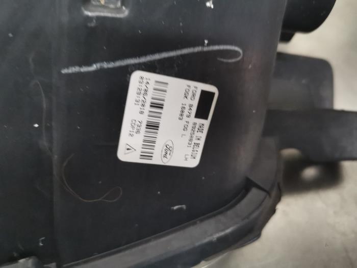 Dimljus, vänster fram från en Ford Fiesta 7 1.0 EcoBoost 12V 100 2018