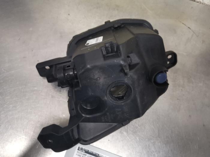 Dimljus, vänster fram från en Ford Fiesta 7 1.0 EcoBoost 12V 100 2018