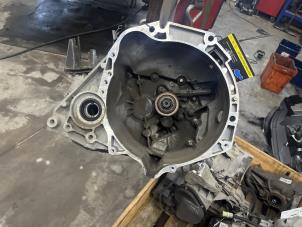 Używane Skrzynia biegów Volkswagen Golf III (1H1) 1.8 CL,GL Cena € 350,00 Procedura marży oferowane przez De Witte Boerderij AutoMotive