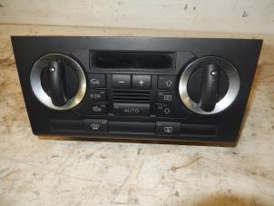 Begagnade Klimatpanel Audi A3 (8P1) 2.0 TDI 16V Pris € 100,00 Marginaltabell erbjuds av De Witte Boerderij AutoMotive