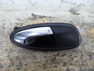 Gebruikte Portiergreep 4Deurs rechts-achter Seat Leon Prijs € 25,00 Margeregeling aangeboden door De Witte Boerderij AutoMotive