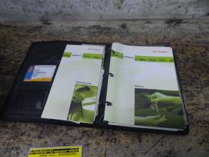 Używane Instrukcja Toyota Corolla (EB/ZZ/WZ/CD) 1.6 16V VVT-i Cena € 15,00 Procedura marży oferowane przez De Witte Boerderij AutoMotive