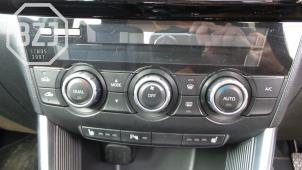 Gebruikte Climatronic Paneel Mazda CX-5 I (KE,GH) 2.0 SkyActiv-G 165 16V 2WD Prijs € 150,00 Margeregeling aangeboden door BZJ b.v.