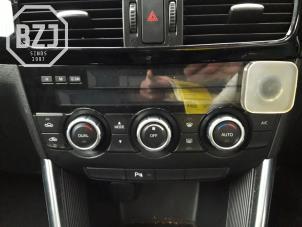 Gebruikte Climatronic Paneel Mazda CX-5 I (KE,GH) 2.2 Skyactiv D 150 16V 4WD Prijs € 75,00 Margeregeling aangeboden door BZJ b.v.