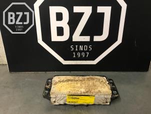 Begagnade Höger airbag (instrumentbräda) Seat Ateca (5FPX) 1.0 TSI 12V Pris € 199,00 Marginaltabell erbjuds av BZJ b.v.