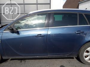 Gebruikte B-stijl links Opel Insignia Sports Tourer 2.0 CDTI 16V 140 ecoFLEX Prijs op aanvraag aangeboden door BZJ b.v.