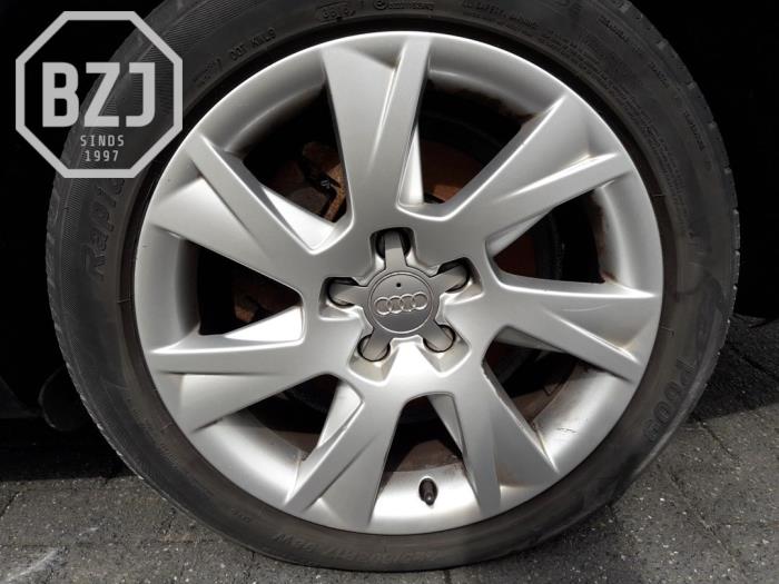 Sportvelgen Set van een Audi A5 Sportback (8TA) 2.0 TFSI 16V 2011