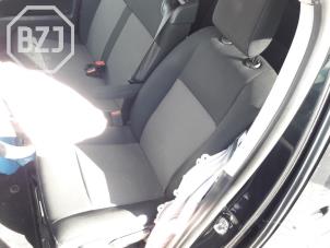 Gebruikte Stoel links Toyota ProAce 2.0 D-4D 177 16V Worker Prijs € 423,50 Inclusief btw aangeboden door BZJ b.v.