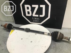 Begagnade Drivaxel, höger fram Opel Corsa E 1.4 Turbo 16V Pris € 150,00 Marginaltabell erbjuds av BZJ b.v.