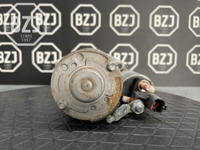 Startmotor från en Kia Soul I (AM) 1.6 CRDi 16V 2009