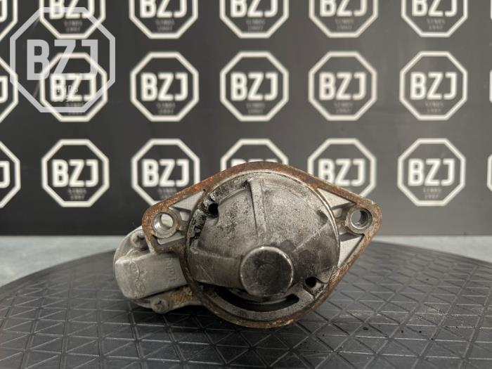 Startmotor från en Kia Soul I (AM) 1.6 CRDi 16V 2009