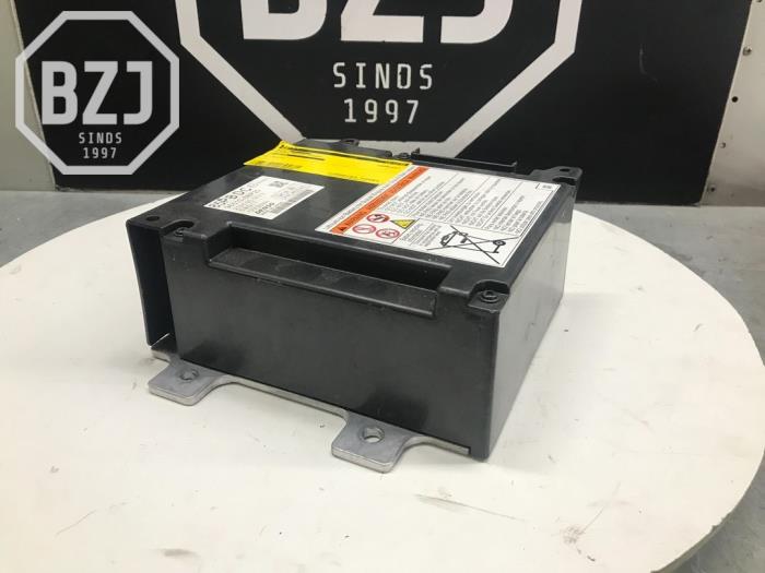 Batteri (hybrid) från en Suzuki Swift (ZC/ZD) 1.0 Booster Jet Turbo 12V SHVS 2020