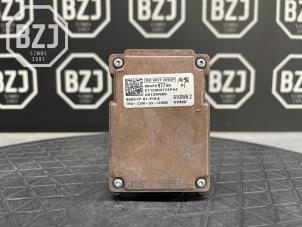 Begagnade Framåtriktad kamera Peugeot 2008 (UD/UK/UR/US/UX) 1.2 VTi 12V PureTech 130 Pris € 125,00 Marginaltabell erbjuds av BZJ b.v.