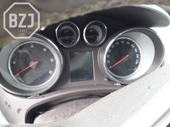 Vägmätare KM från en Opel Meriva 1.7 CDTI 16V 2013