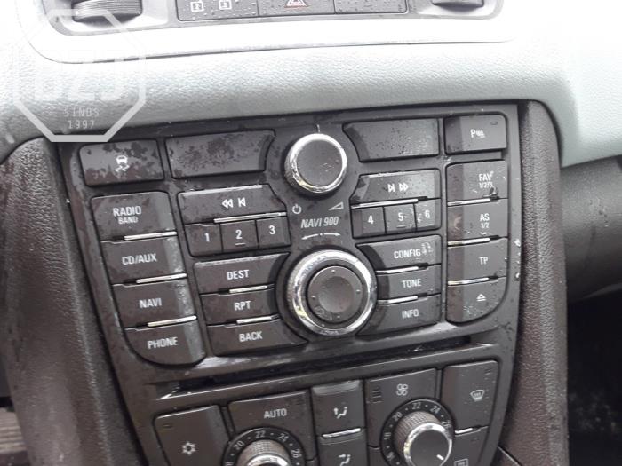 Navigeringskontrollpanel från en Opel Meriva 1.7 CDTI 16V 2013