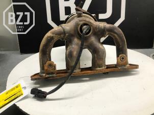 Gebruikte Uitlaatspruitstuk + katalysator Kia Stonic (YB) 1.6 CRDi VGT 16V Prijs op aanvraag aangeboden door BZJ b.v.