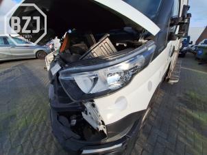 Begagnade Strålkastare, vänster Iveco New Daily VI 33S12, 35C12, 35S12 Pris på förfrågan erbjuds av BZJ b.v.